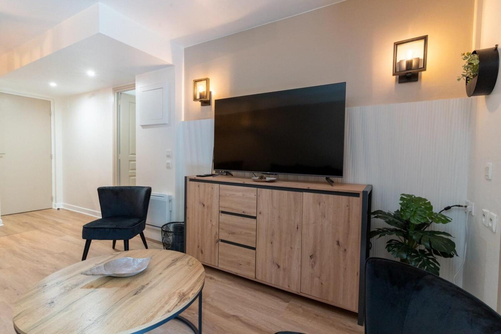 Beautiful Flat With Swimming Pool Tennis Court And Private Car Parking 09 Le Touquet Екстериор снимка