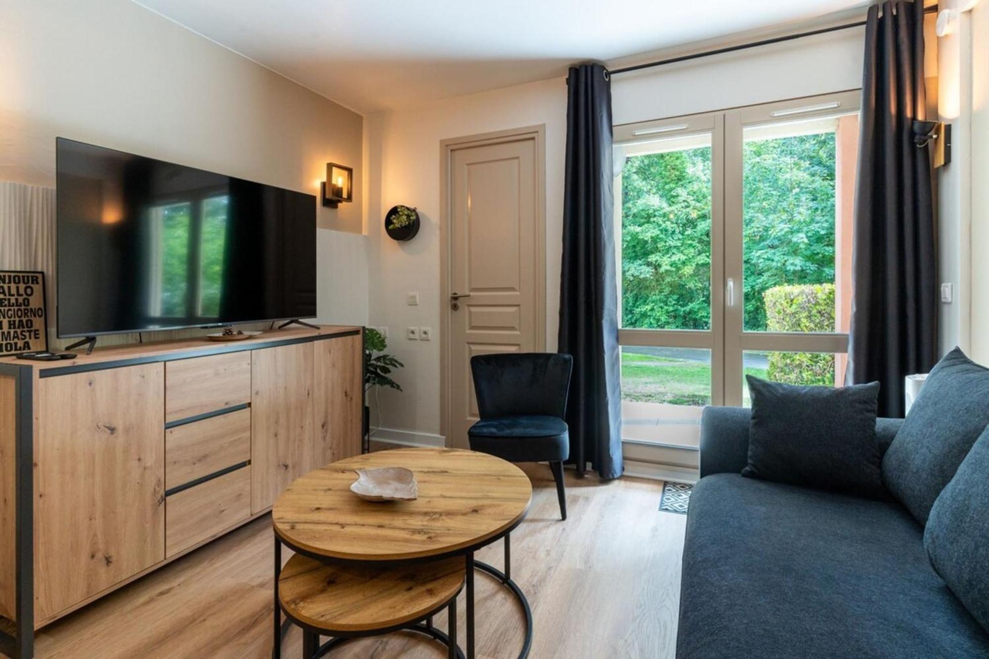 Beautiful Flat With Swimming Pool Tennis Court And Private Car Parking 09 Le Touquet Екстериор снимка