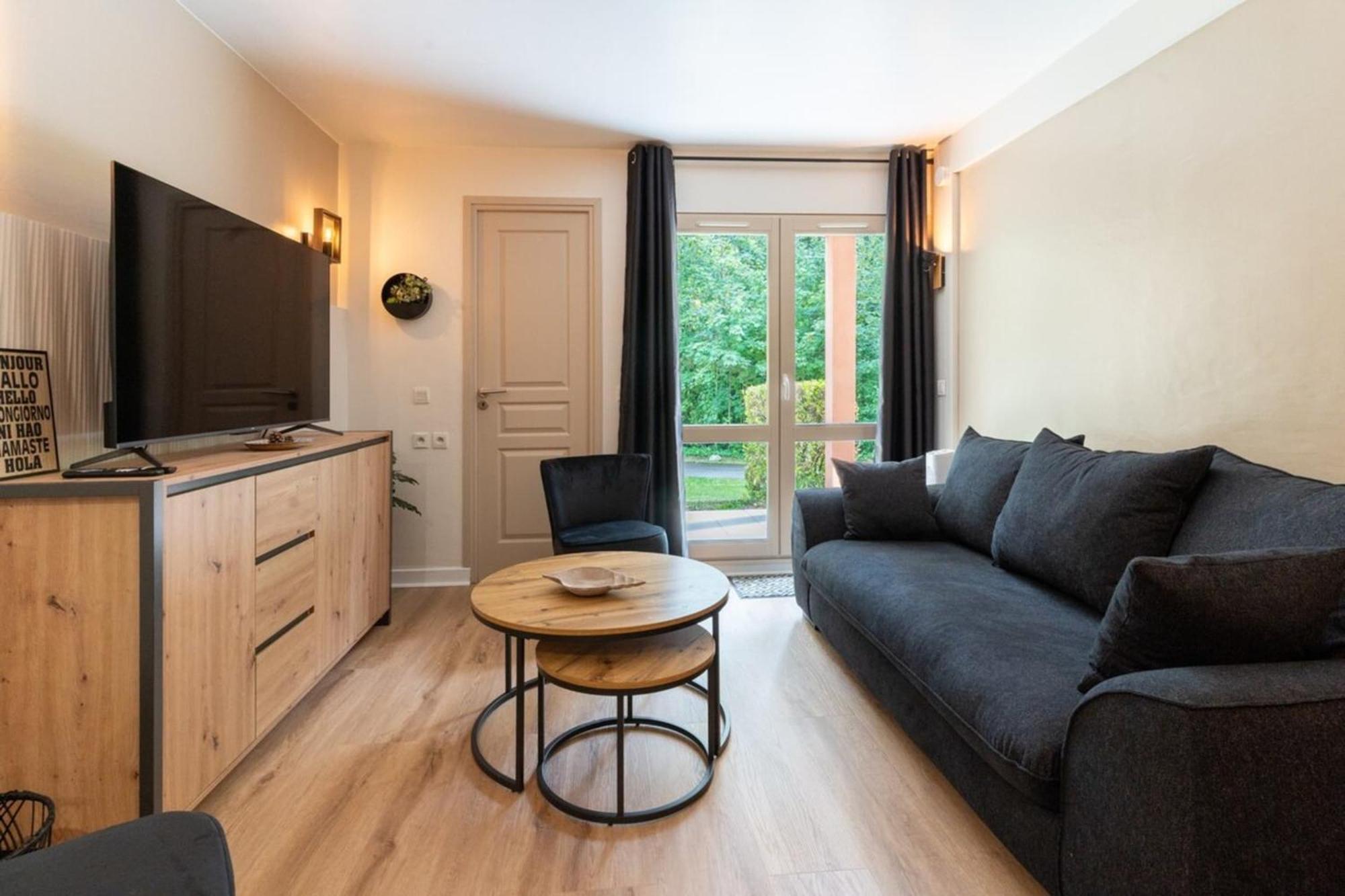 Beautiful Flat With Swimming Pool Tennis Court And Private Car Parking 09 Le Touquet Екстериор снимка